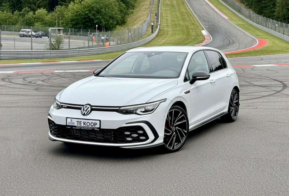 Volkswagen DSG PerformanceLIKE NEW33000km