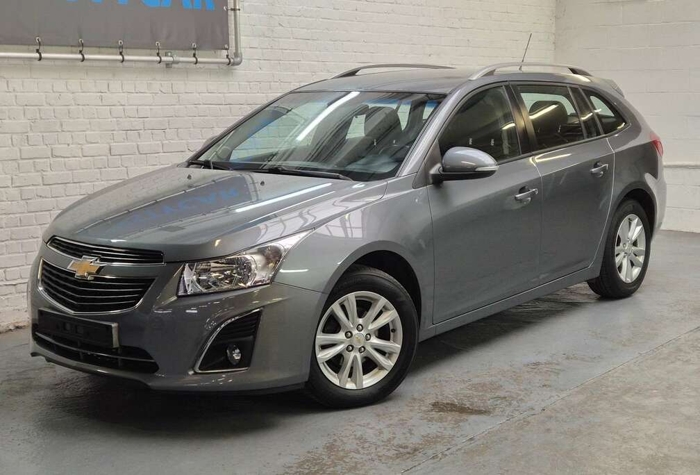 Chevrolet Cruze SW 1.4i LT- Superbe état - Garantie