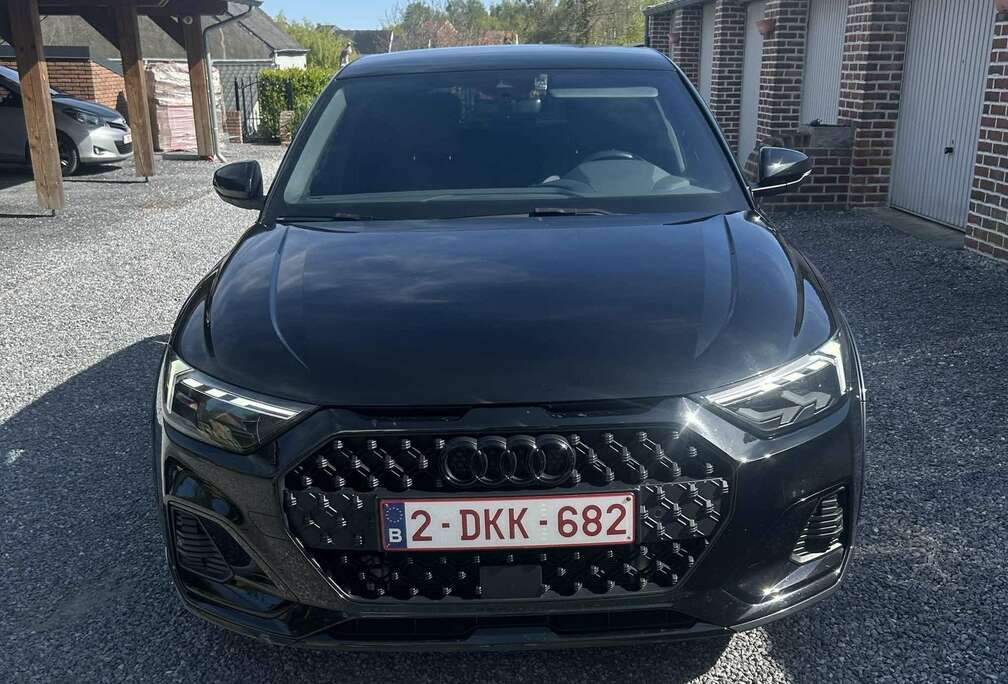 Audi A1 Citycarver 30 TFSI S tronic