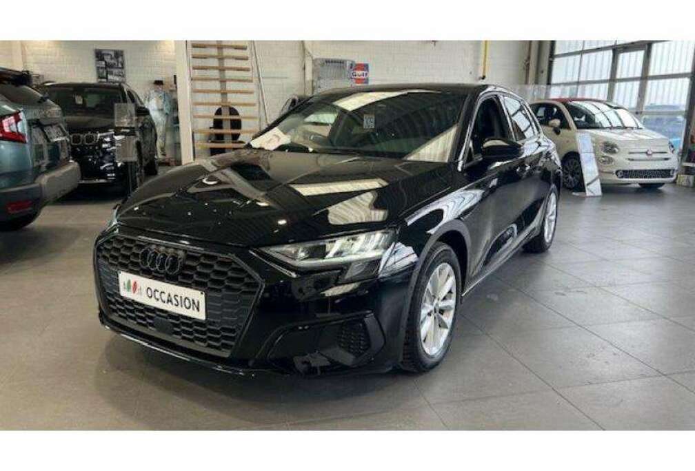 Audi A3 Sportback 30 TFSI Attraction & cuir