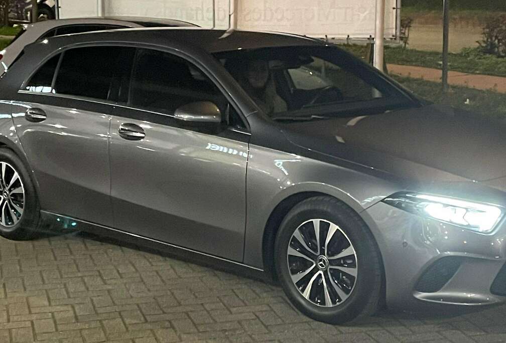 Mercedes-Benz A 180 d Business Line
