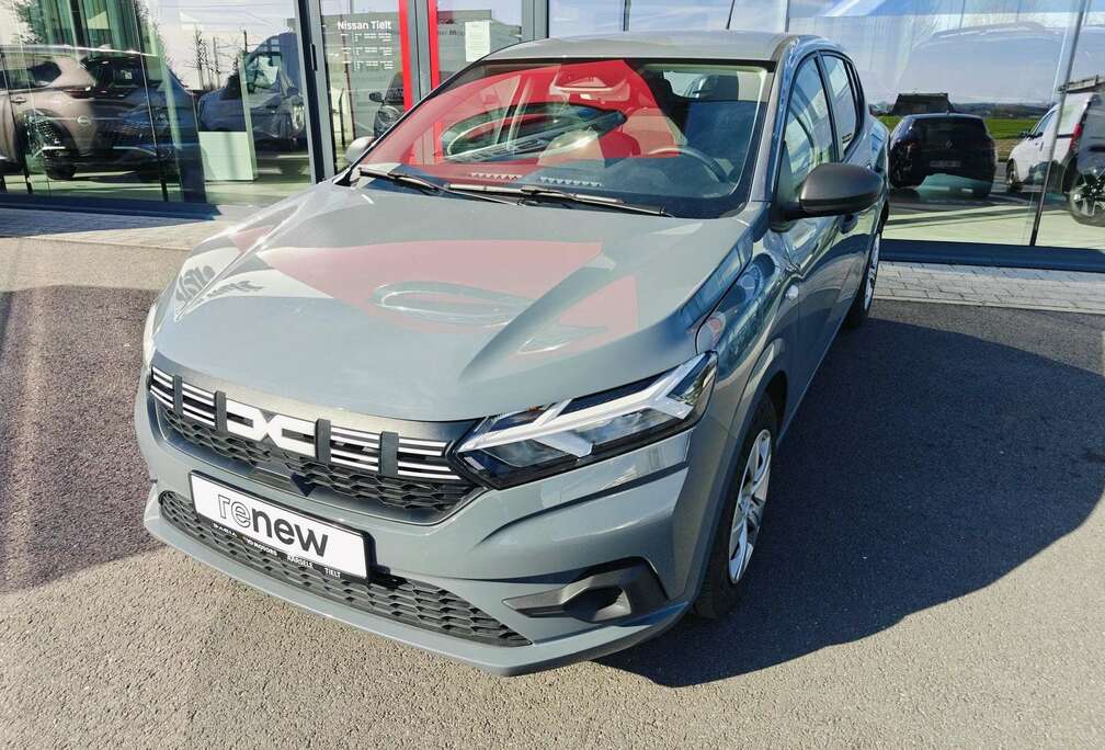 Dacia Essential TCe 90 + achteruitrijradar + manuele airco