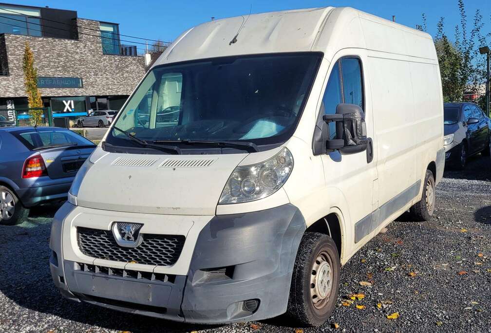 Peugeot 2.2HDI 96kw/130pk L2H2 2012  EERST LEZEN