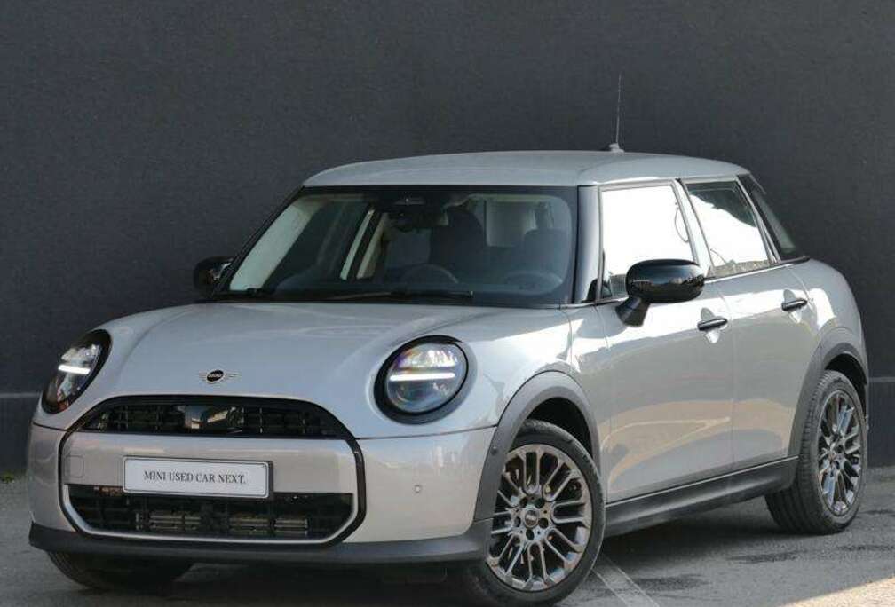 MINI AUT  GPS  CAMERA