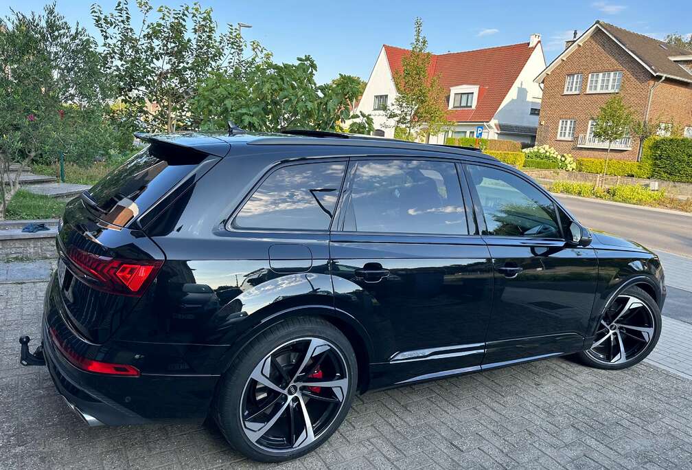 Audi 4.0 TFSi k Black/RED FULL Bang Olufsen*Tva 78512*
