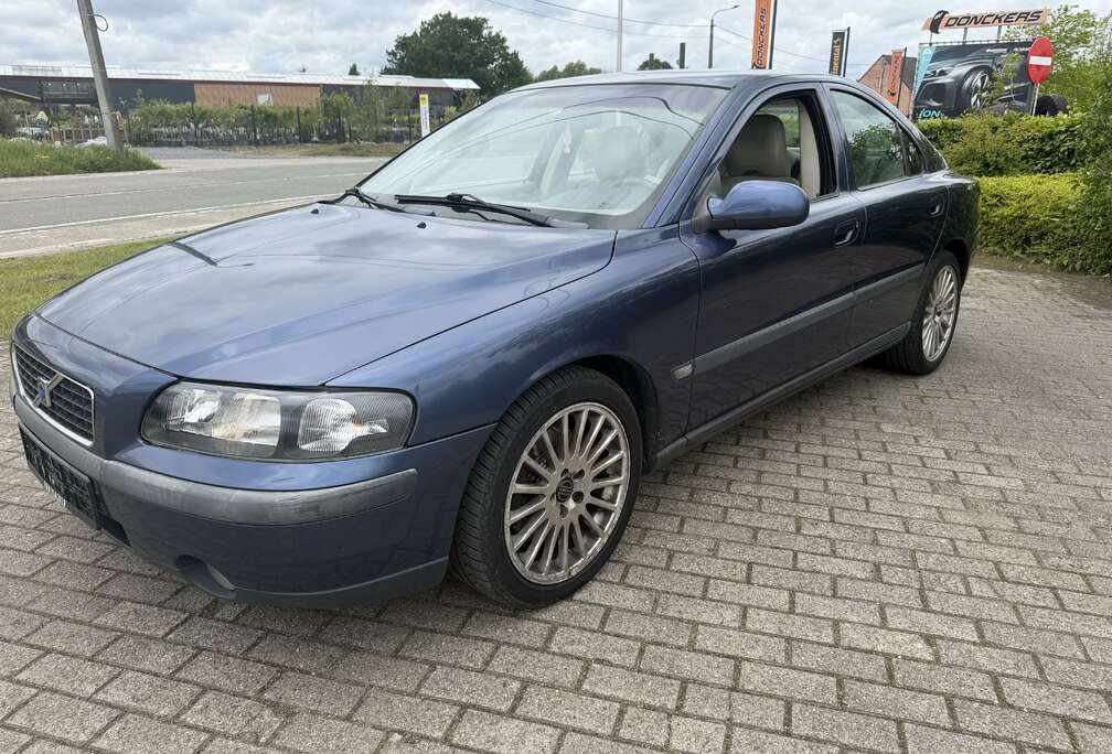 Volvo 2.4 Turbo - D5 Elegance