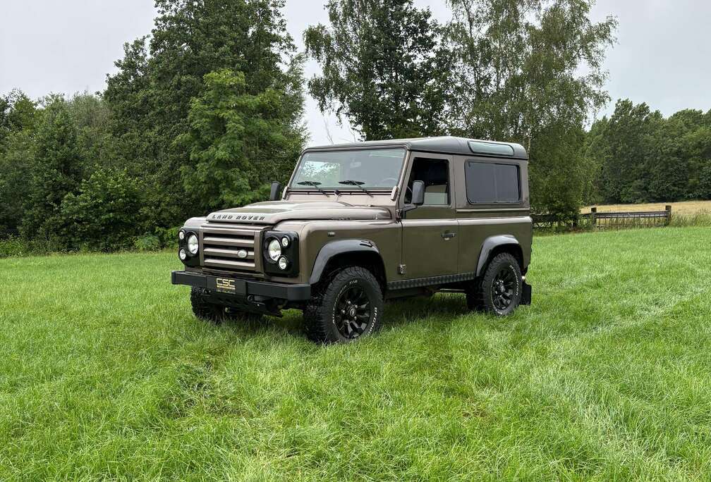Land Rover Defender 2.4 Turbo - D ROUGH EDITION *33 017 EXCL. BTW*