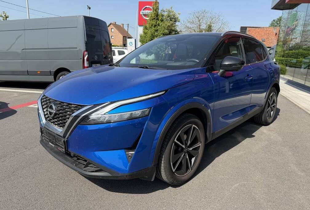 Nissan Mild-Hybrid 140MT Tekna + Design pack