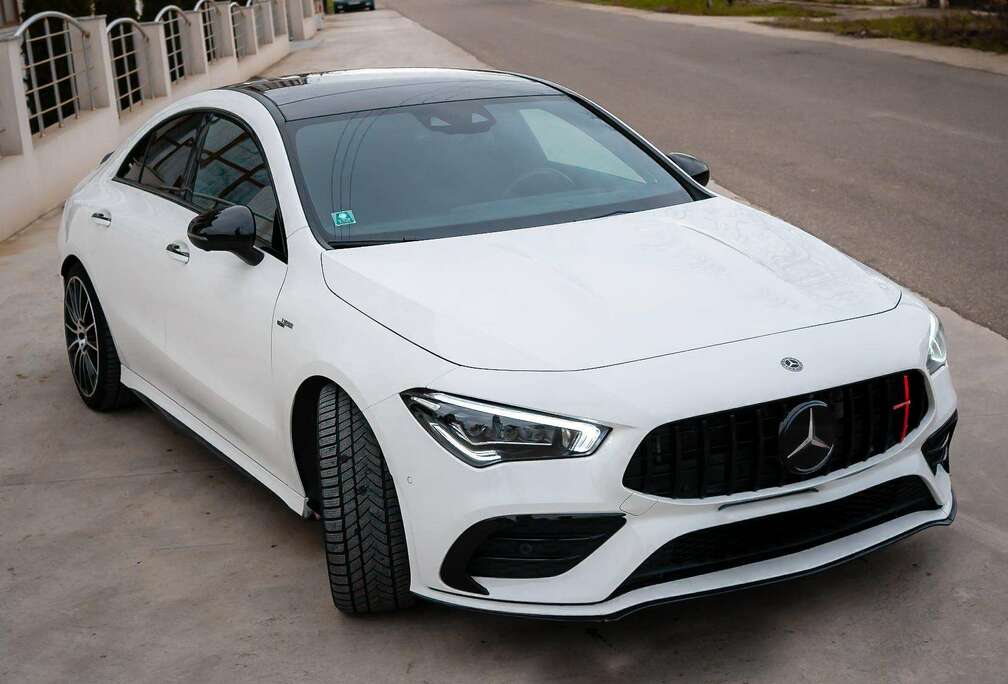 Mercedes-Benz CLA 35 4-Matic