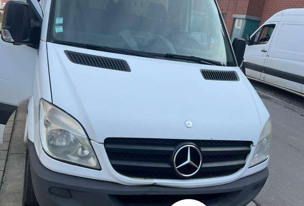 Mercedes-Benz 210 CDI Sprinter 906.211 EEV