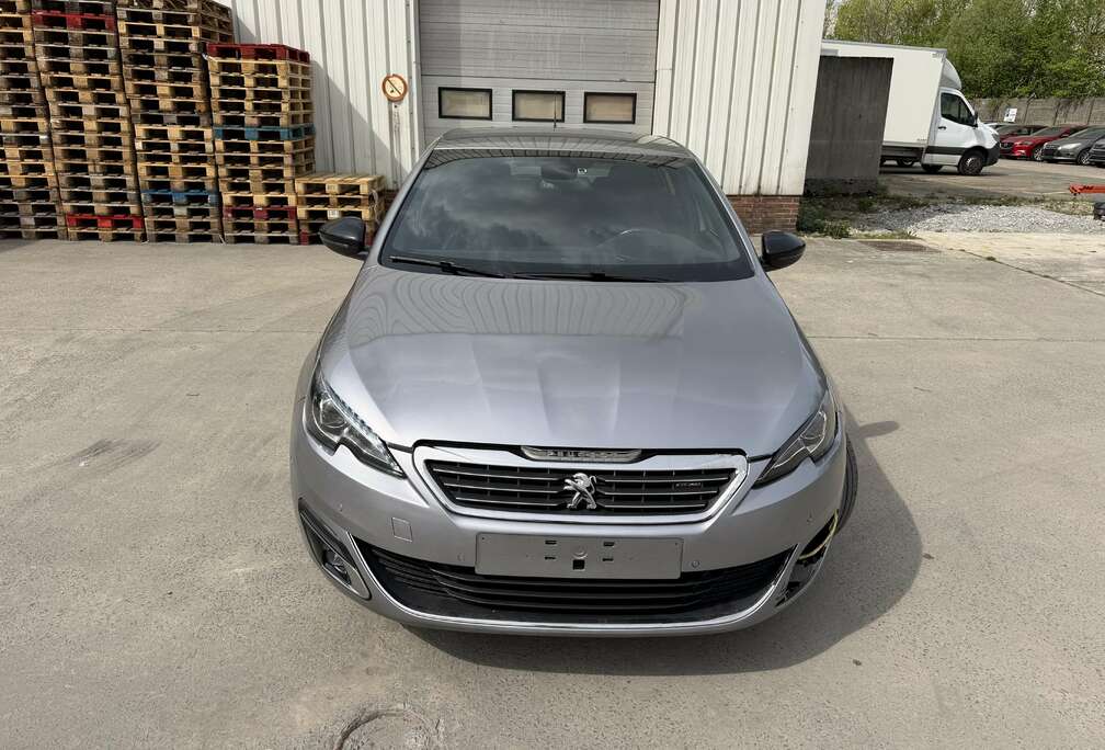 Peugeot 1.2 PureTech GT Line STT