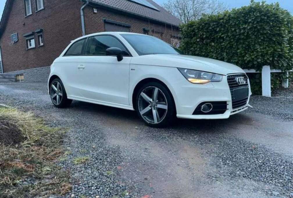 Audi A1 1.6 TDi Ambition S line