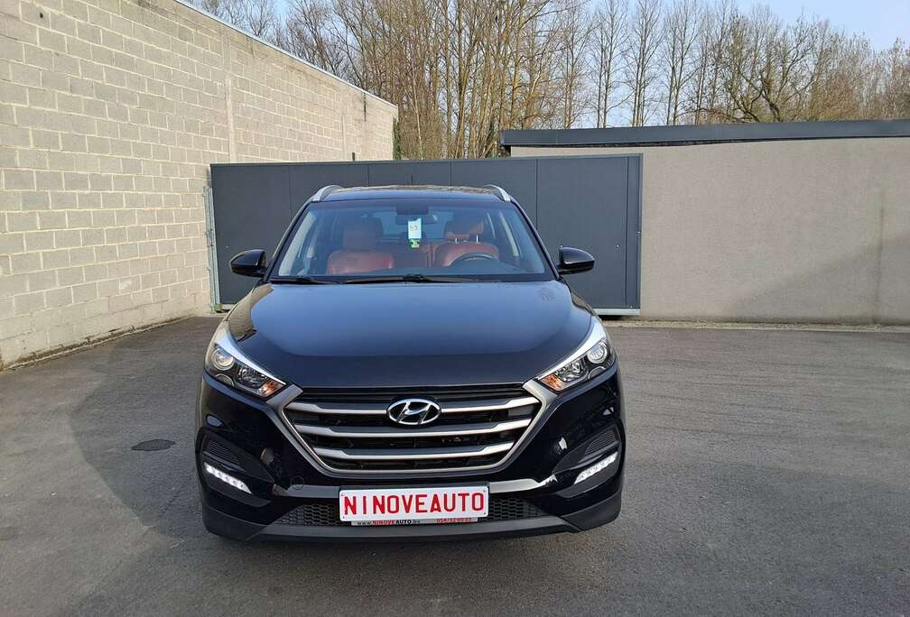 Hyundai 1.6 GDi 2WD NAVI BLUET TREKHAAK AIRCO CRUISE