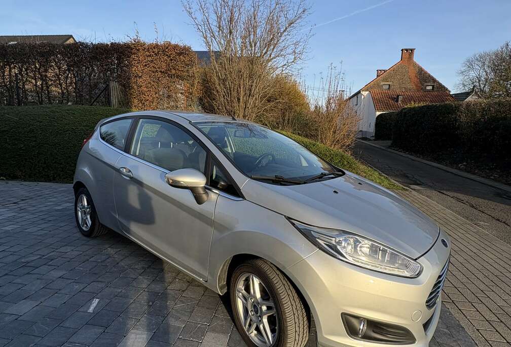 Ford 1.0 EcoBoost Titanium S/S