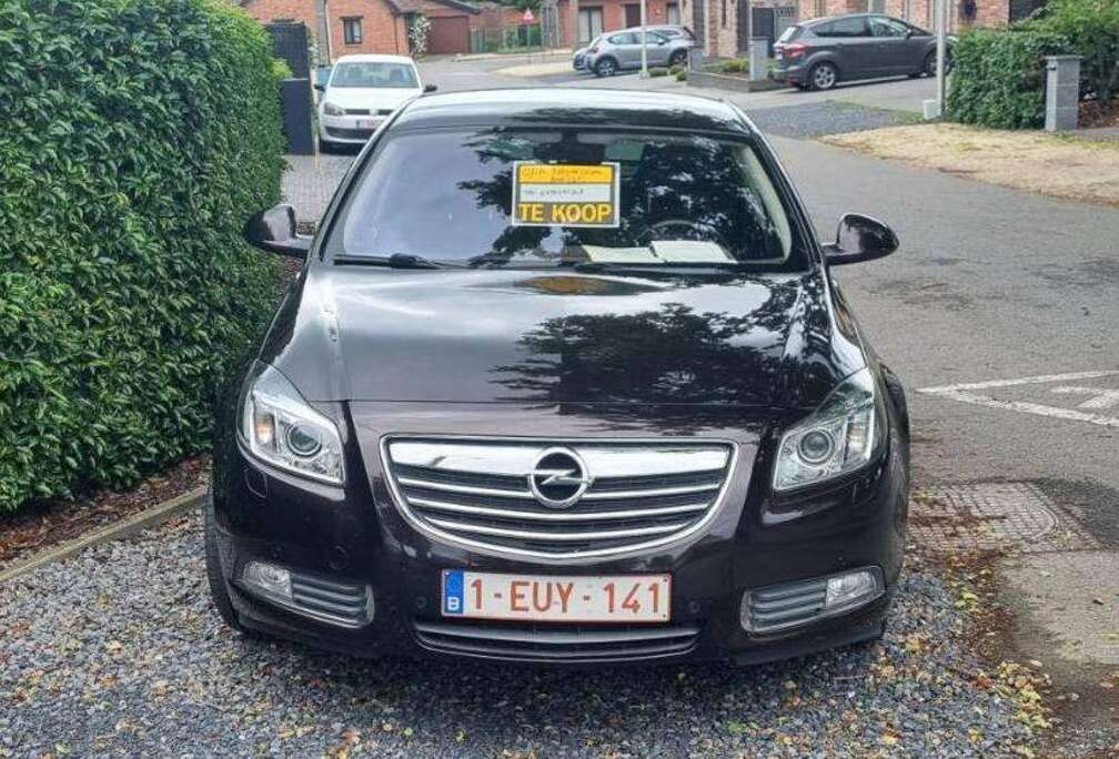 Opel Insignia 2.0 CDTi Cosmo DPF