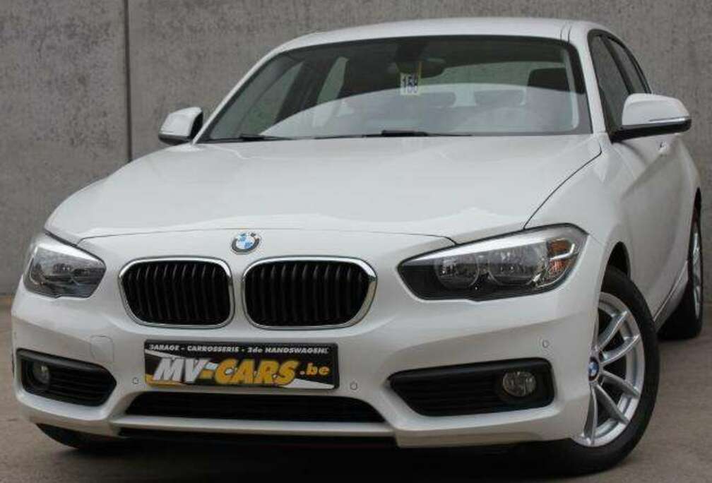 BMW 118i/ Pdc/Zetelv./Multistuur/cruise control/bluetooth