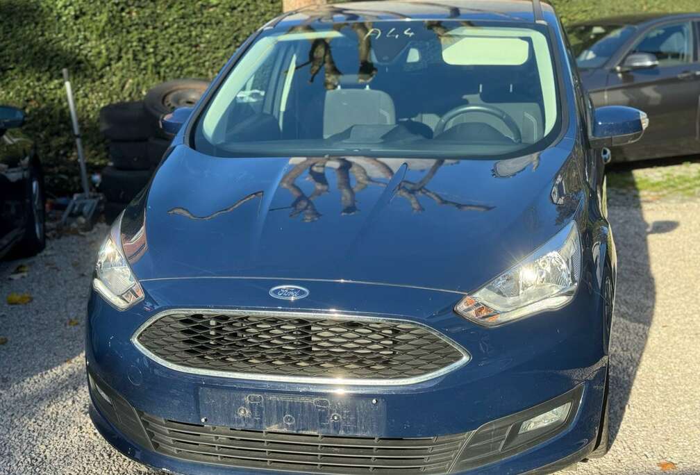 Ford 1.0i benzine - Camera - Navi - Trekhaak - GARANTIE