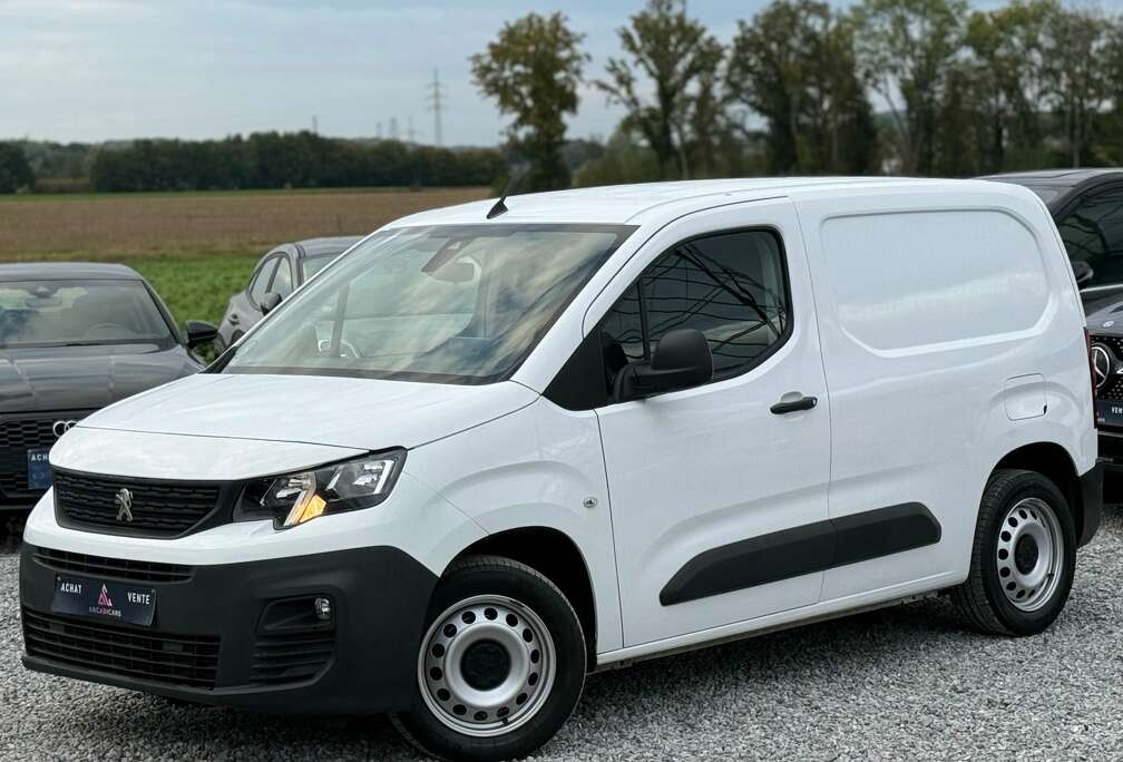 Peugeot 51000 KM  - CAR PLAY - 3 PLACES - GARANTIE