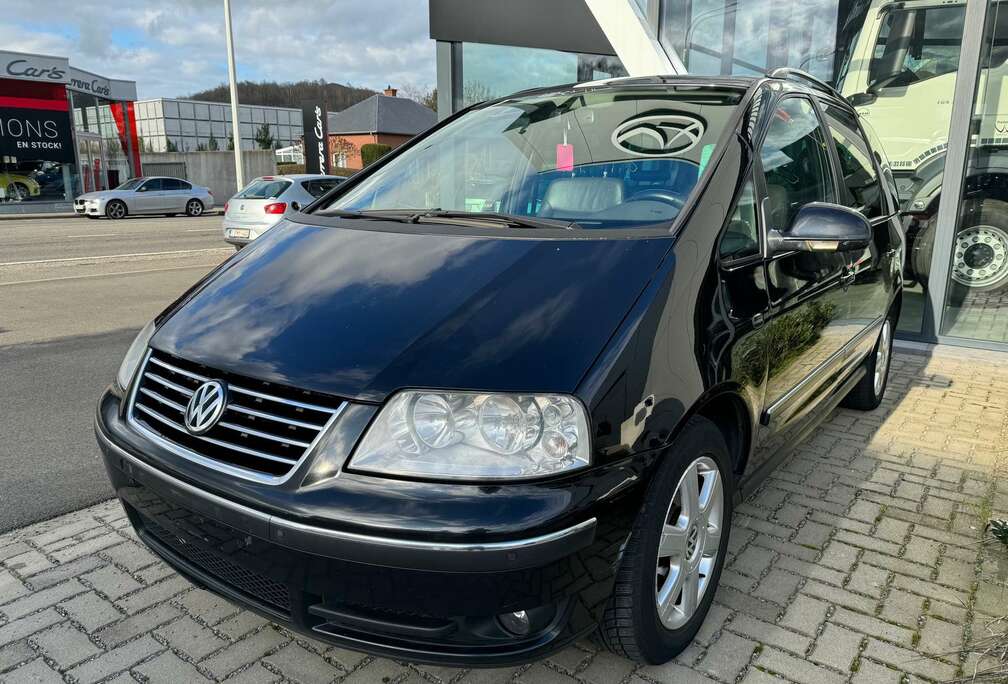 Volkswagen 2.0 TDi Highline*NAVI*CUIR*7PLACES*EXPORT*CRUISE*