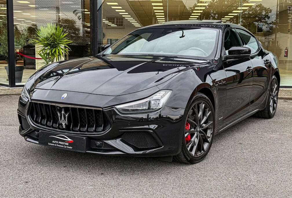 Maserati 3.0 V6 Turbo GranSport Black Edition FULL OPTIONS*