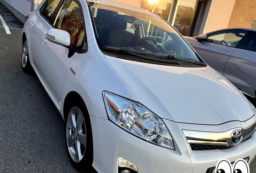 Toyota HEV 1.8i HSD Luna CVT