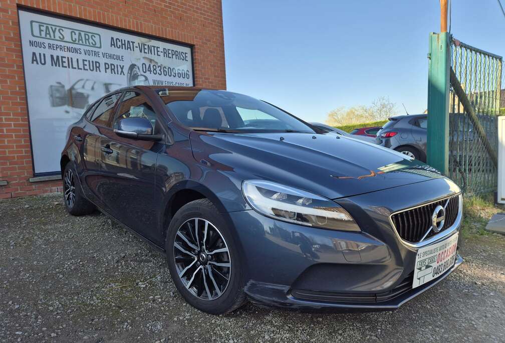 Volvo V40 2.0 D2 Black Edition AdBlue (EU6d-TEMP)
