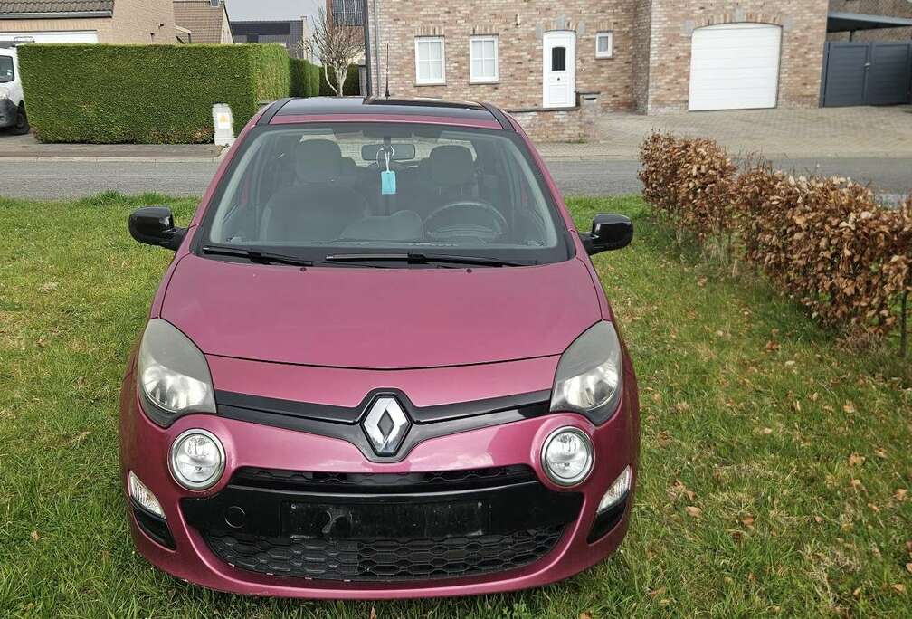 Renault 1.2i boîte Automatique.