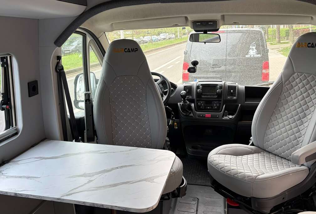 Citroen 2.0 BlueHDi L2H2 Loisirs S/S