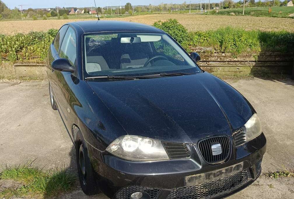 SEAT 1.2i essence / 177000km / pas de ct