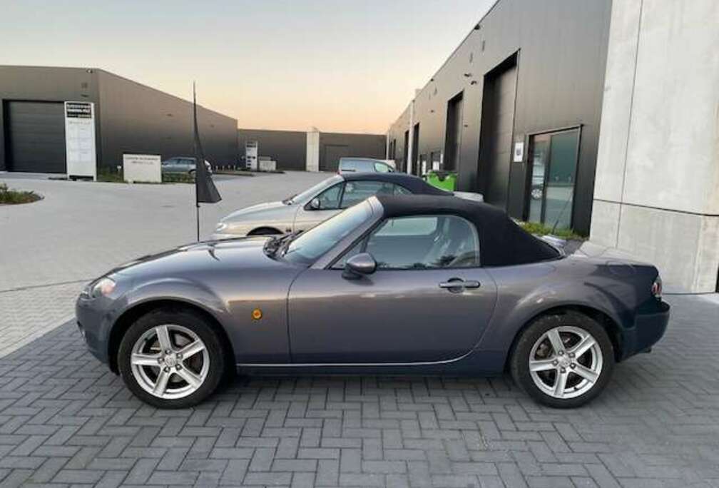 Mazda MX-5 1.8i 16v Energy NC, Deze wordt voorzien van een volledig gereviseerde motor van de Cabriohoeve, olieverbruik nu
