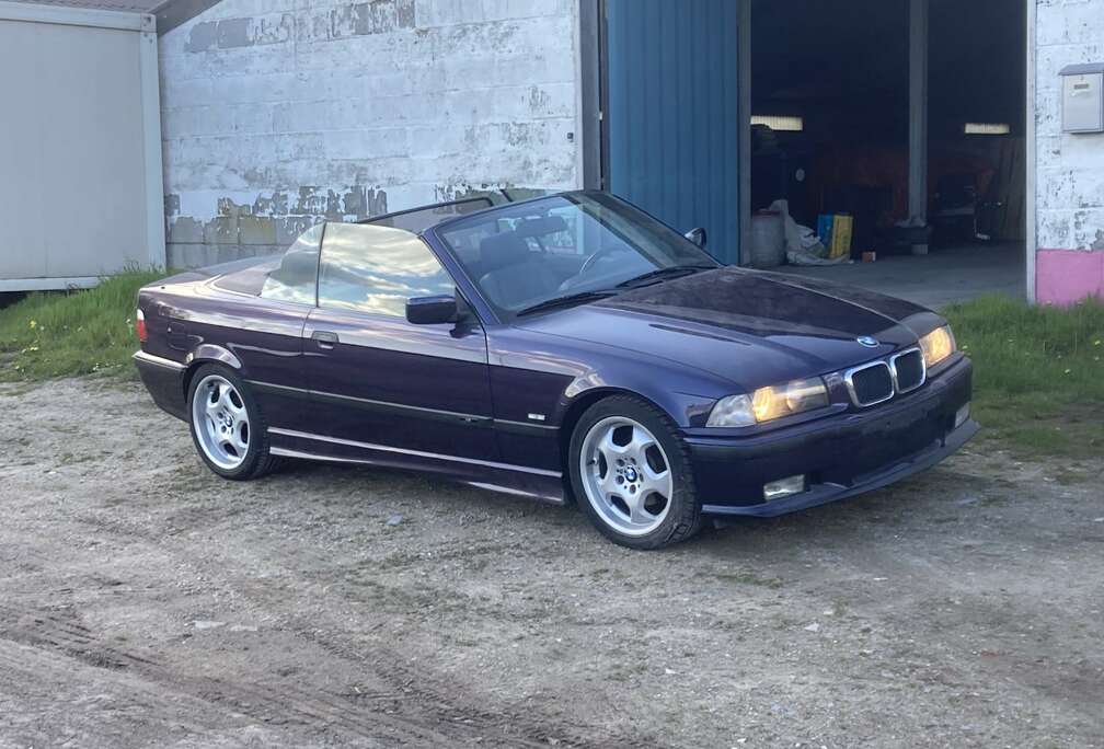 BMW 318i Sport Edition