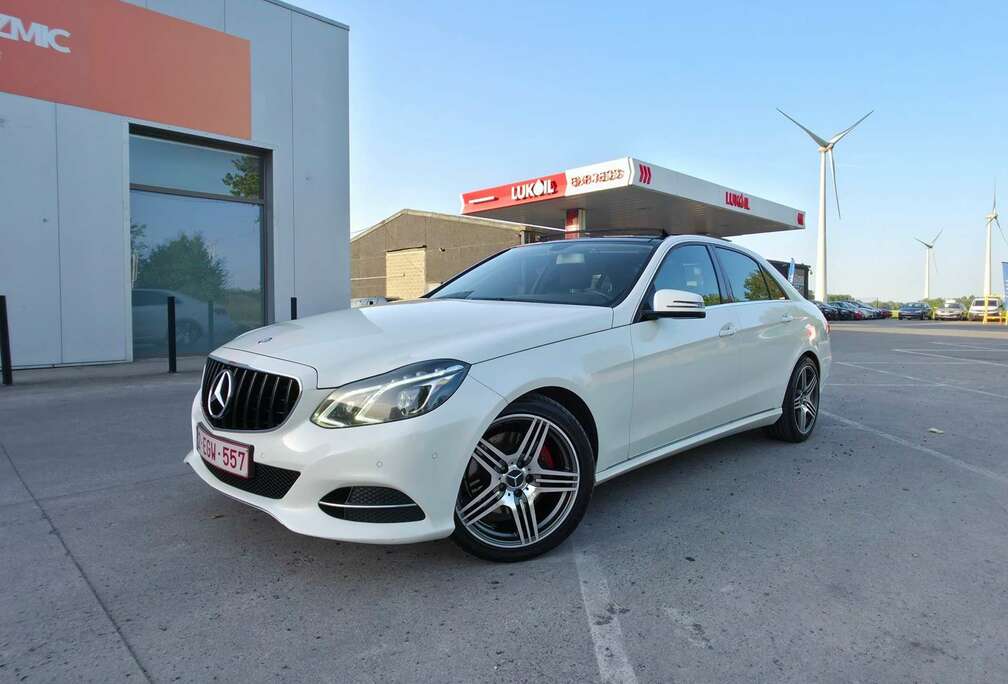 Mercedes-Benz E 200 CDI  NAV  CUIR  TOIT OUVRANT