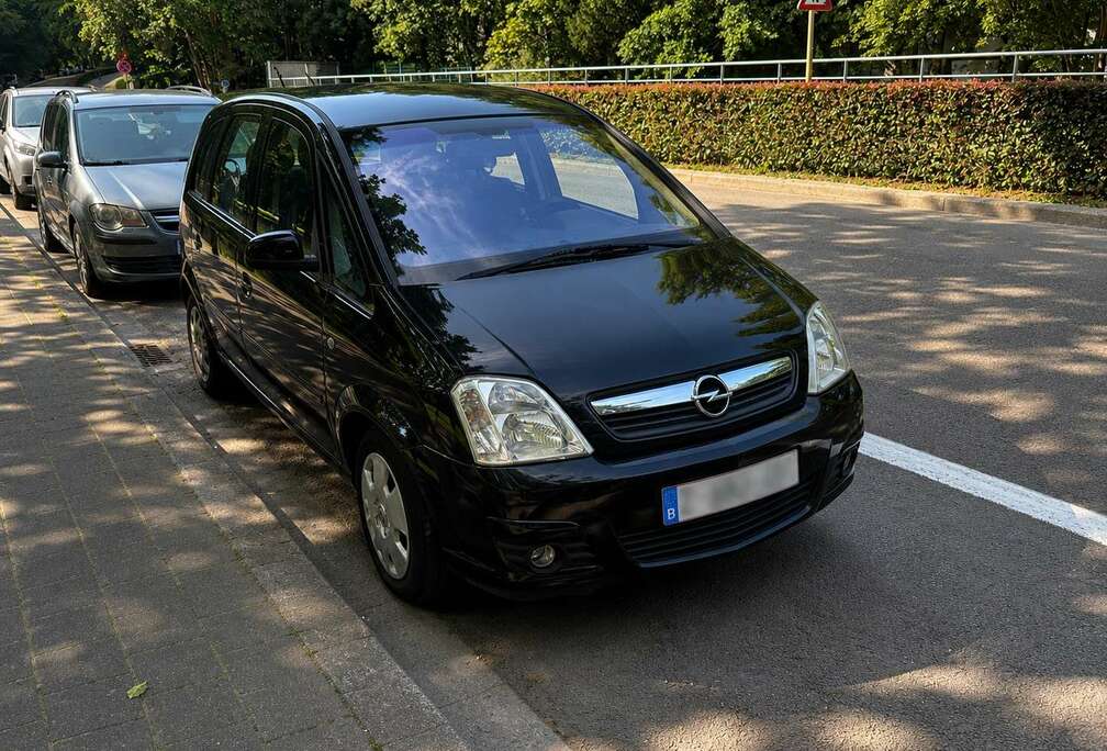 Opel 1.4i Essentia