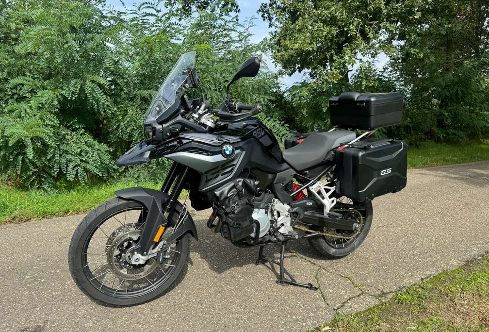 BMW Triple Black Full option + 3 koffers + nieuwe banden,ketting en tandwielen