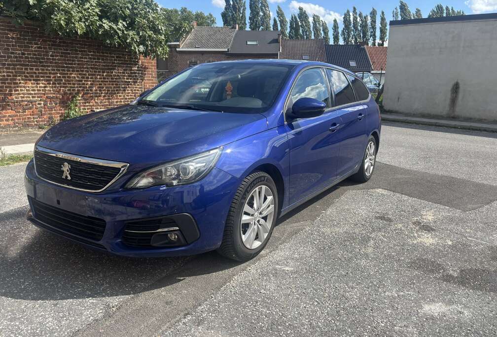 Peugeot SW 1.2 PureTech Active (EU6.3)