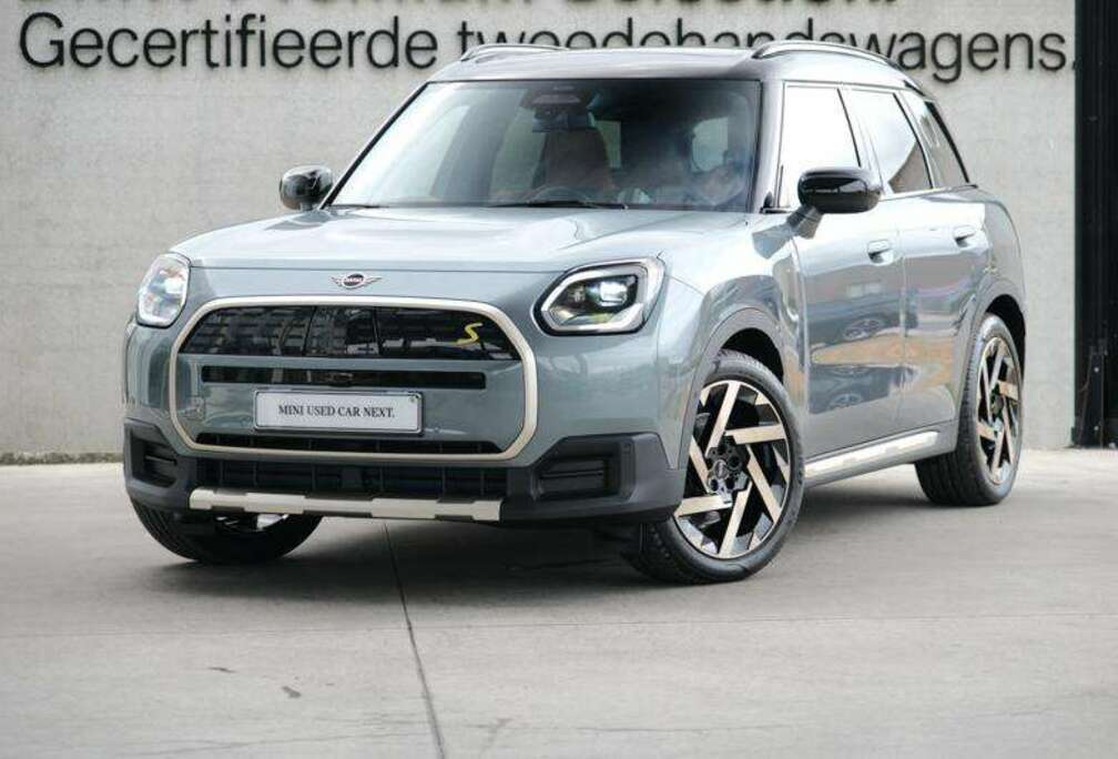 MINI Countryman SE ALL4 Favoured | TOWB | PANO | H&K |