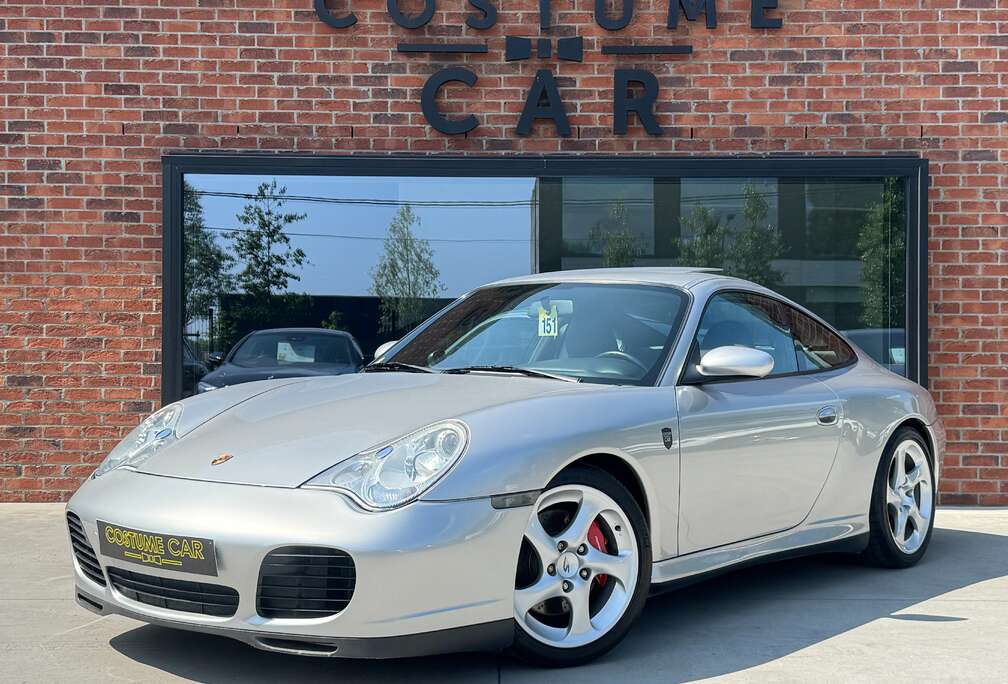 Porsche Carrera 4S