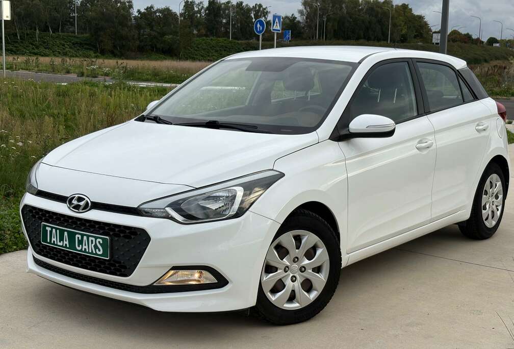 Hyundai i20 1.2i 77.000KM/AC/CARNET/GARANTIE