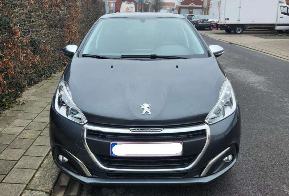 Peugeot 208 1.2i PureTech Style