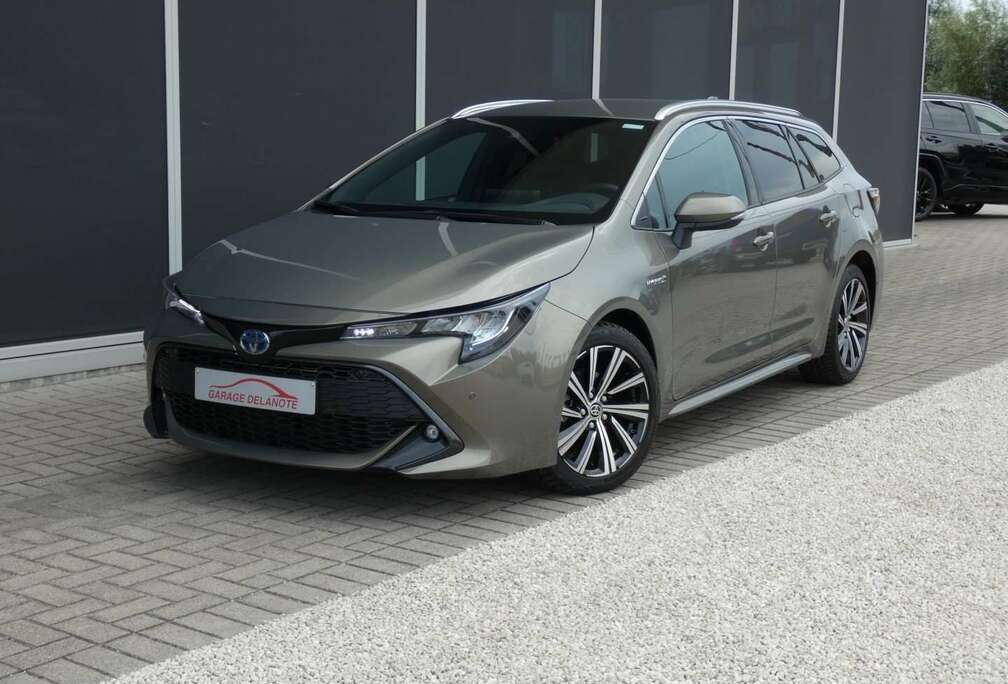 Toyota Hybrid STYLE+GPS Half LEDER Parkeersensor Dodehoek