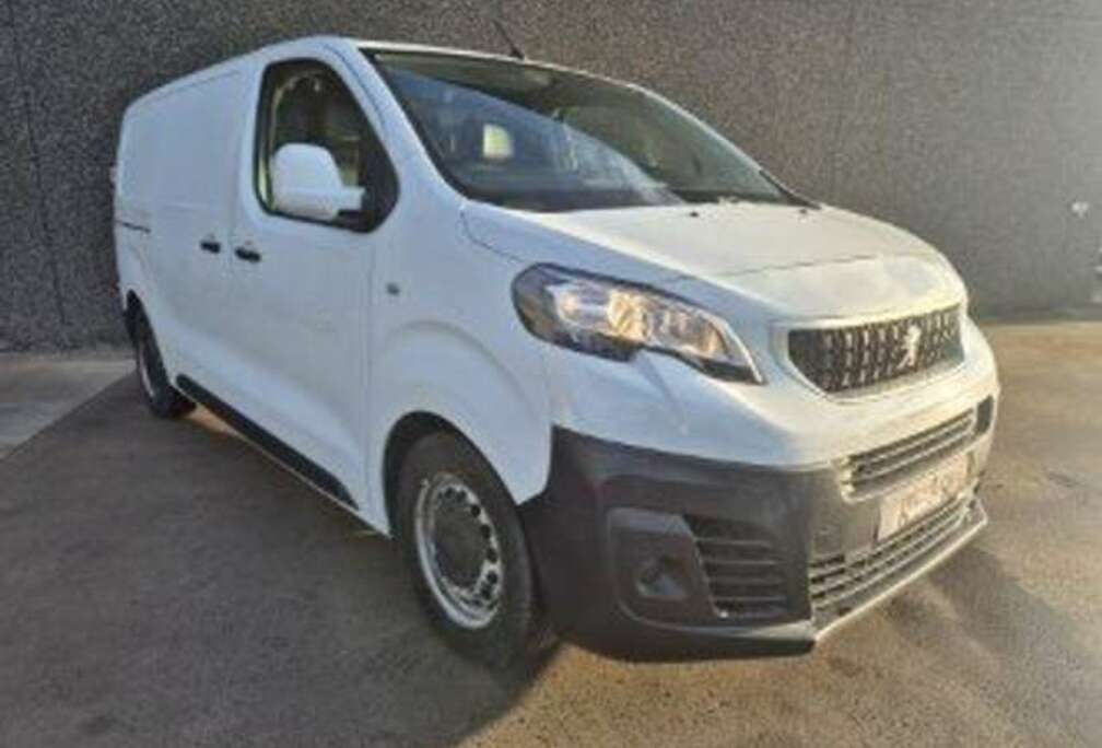 Peugeot // GPS // ATTELAGE // CARPLAY // REGULATEUR //