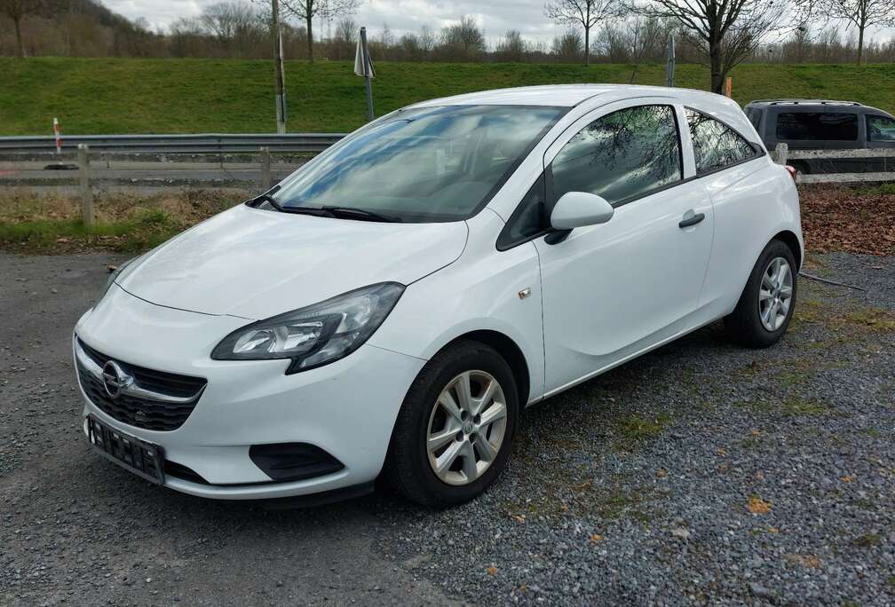 Opel Corsa 1.2i Black Edition