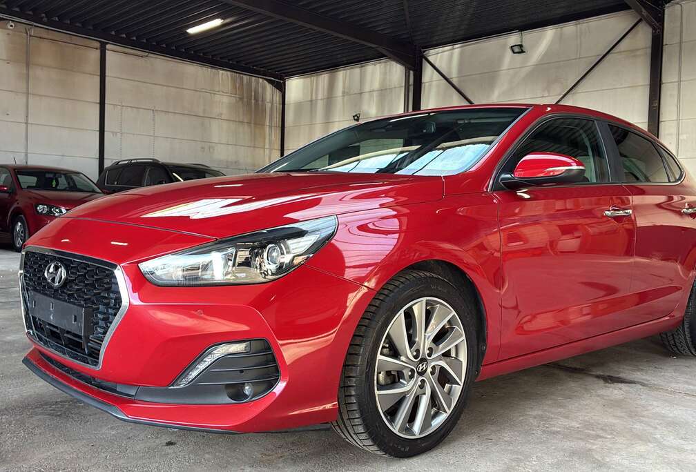 Hyundai  i30 Fastback 1.0 T-GDi