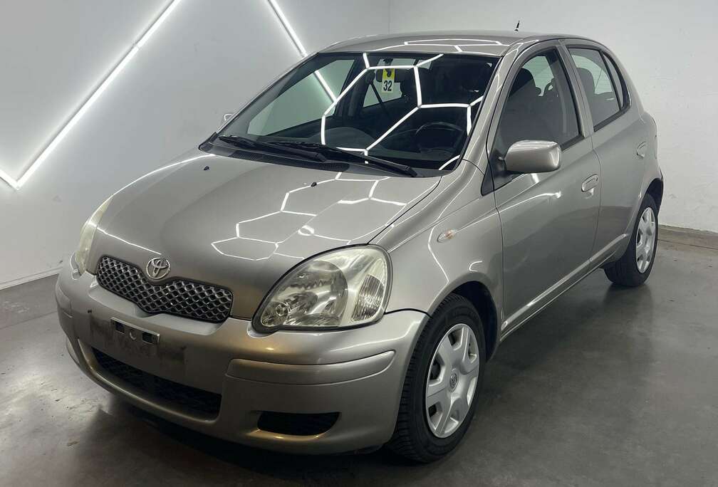 Toyota 1.3i VVT-i 16v AIRCO