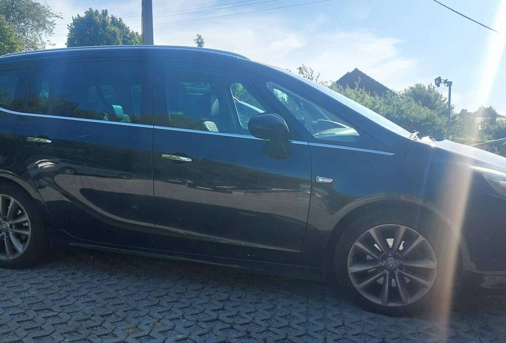 Opel Zafira 2.0 CDTi Cosmo