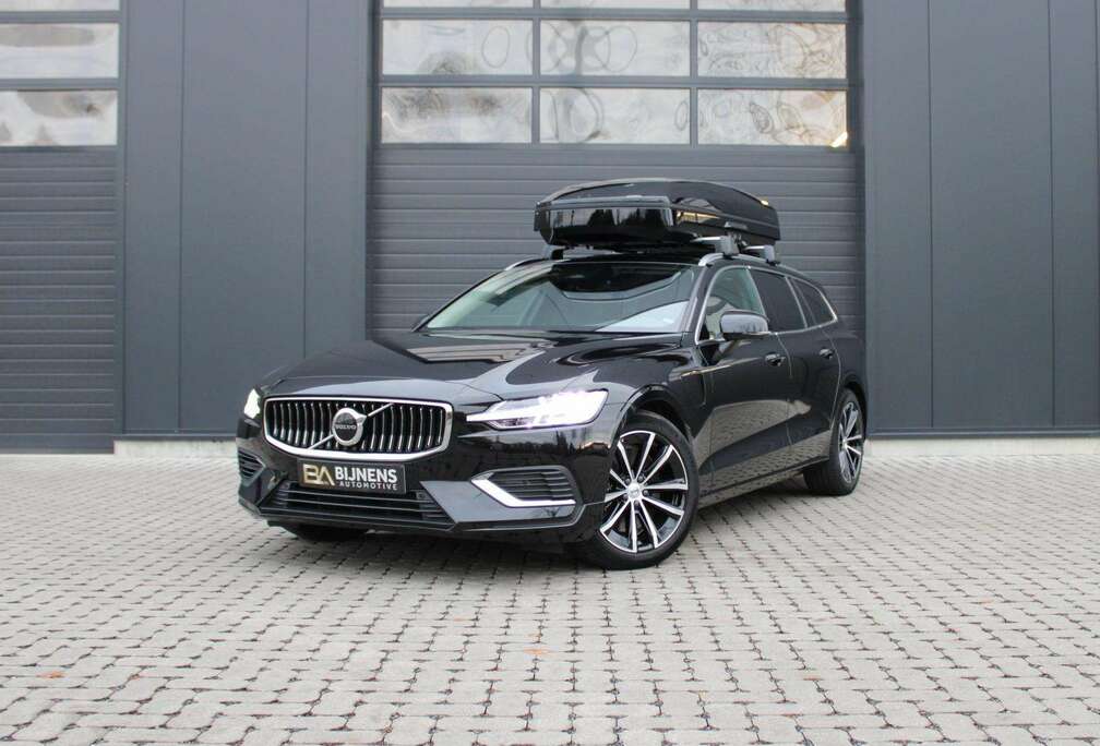 Volvo V60 T6 AWD Recharge Core Plug-in Hybrid