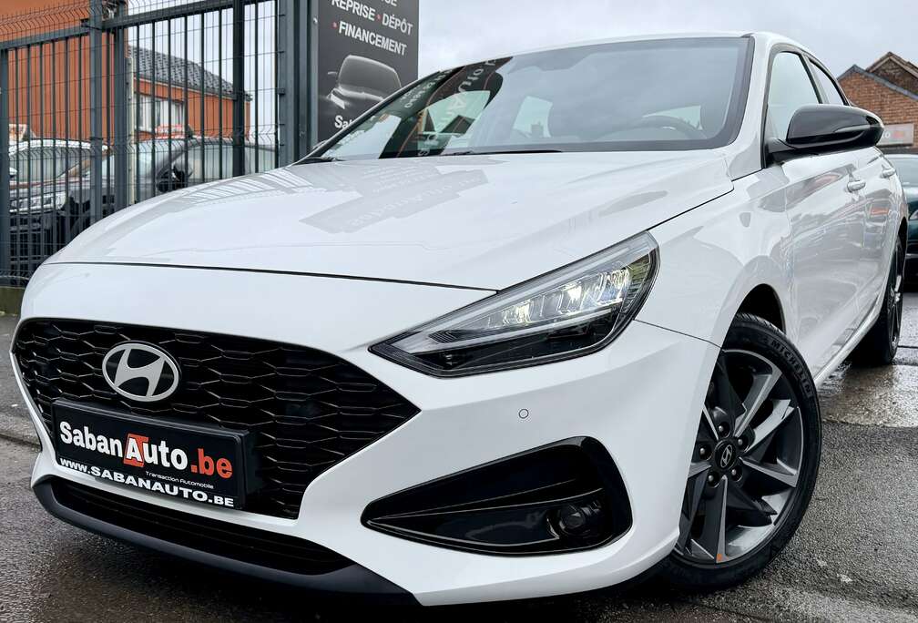 Hyundai i30 1.5 T-GDi  NAVI  CAMERA  FULL LED  GARANTI