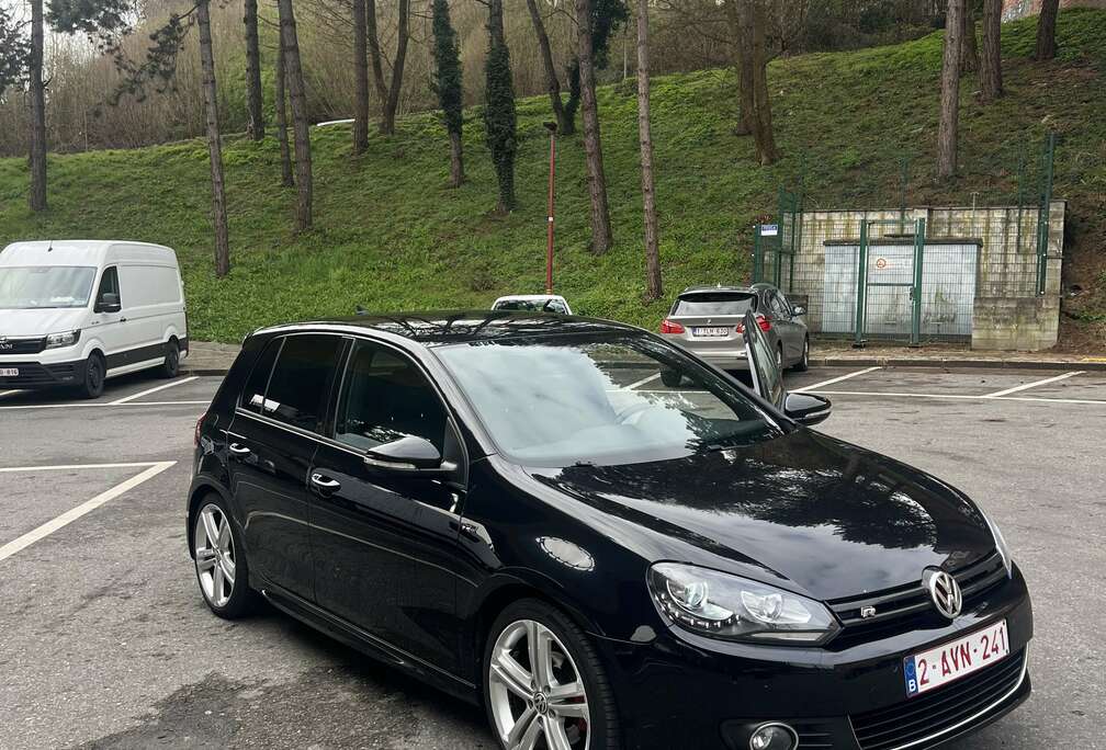 Volkswagen 1.6TDI R-Line