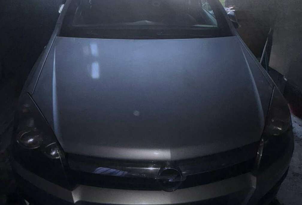 Opel 2.0 DTH DTi 16v Comfort