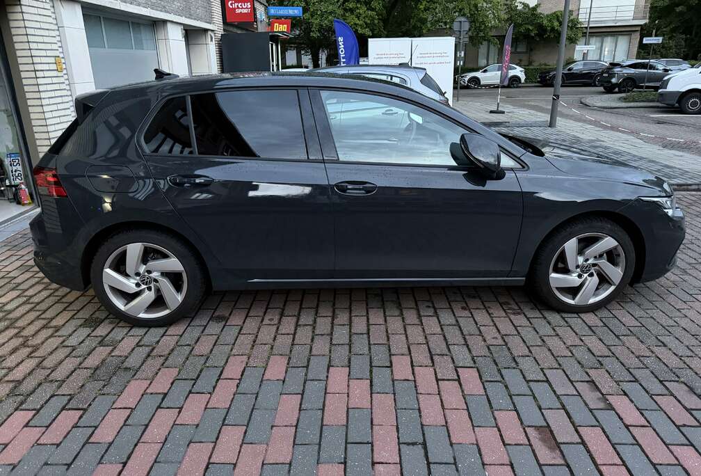 Volkswagen 1.0 eTSI Life OPF DSG